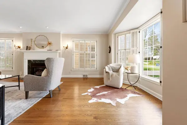 4855 N Ardmore, Whitefish Bay, WI 53217