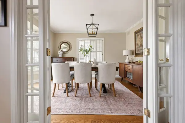 4855 N Ardmore, Whitefish Bay, WI 53217