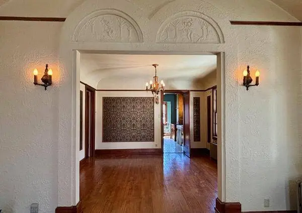 1225 E Townsend, Milwaukee, WI 53212