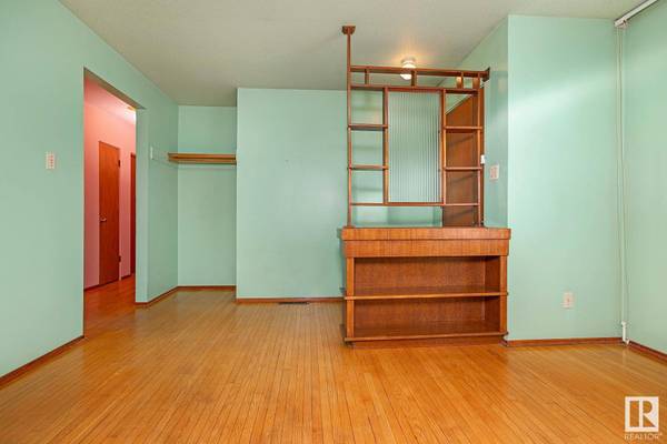 Edmonton, AB T5L 4C2