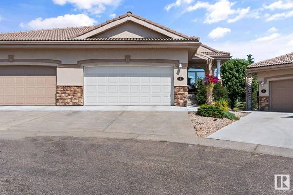 #7 13808 155 AV NW, Edmonton, AB T6V 1T8