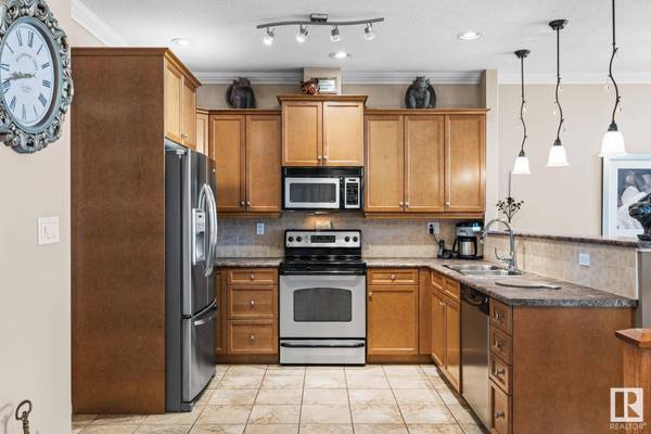 #7 13808 155 AV NW, Edmonton, AB T6V 1T8