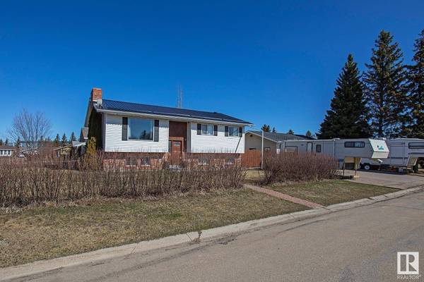 9414 99 AV, Morinville, AB T8R 1K1
