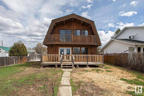 4915 53 ST, Entwistle, AB T0E 0S0