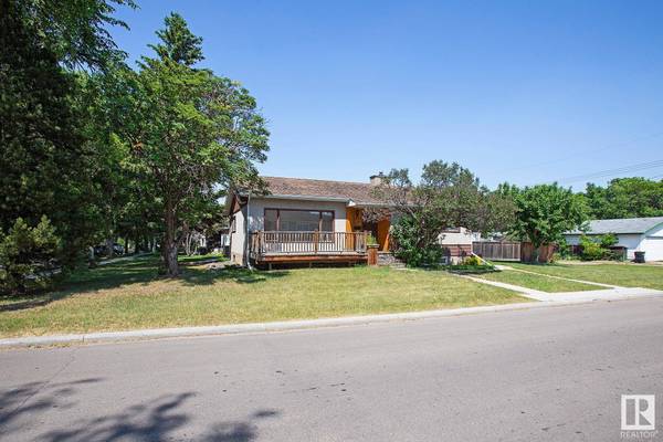 5508 120 AV NW, Edmonton, AB T5W 1L3