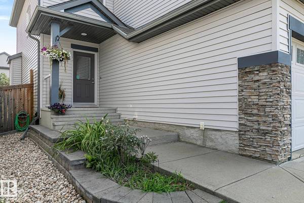 1129 59A ST SW, Edmonton, AB T6X 0T2