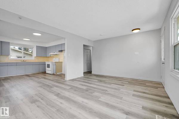 Edmonton, AB T5A 1C8