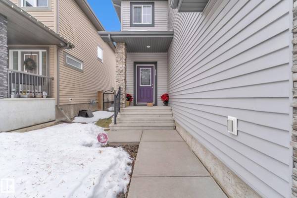 14007 138 ST NW, Edmonton, AB T6V 0L5