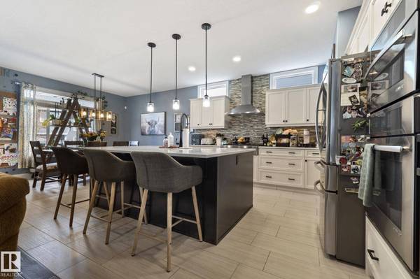 1082 ALLENDALE CR, Sherwood Park, AB T8H 0X7