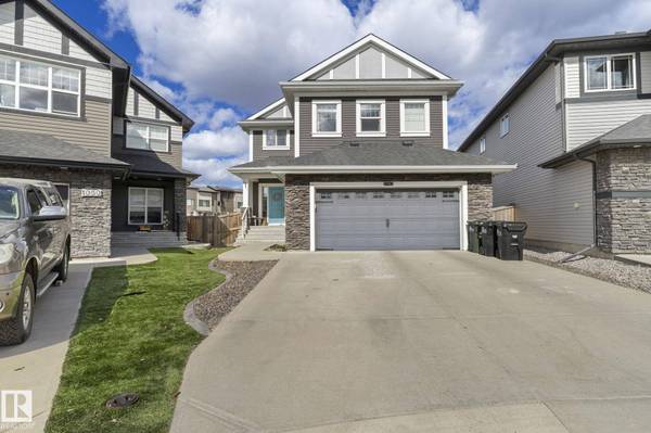 1082 ALLENDALE CR, Sherwood Park, AB T8H 0X7