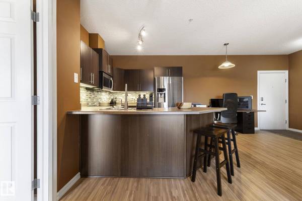 #237 263 MACEWAN RD SW, Edmonton, AB T6W 0C4