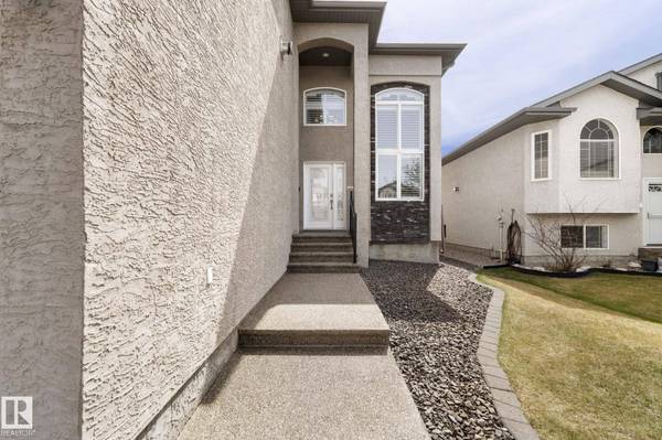13407 161 AV NW, Edmonton, AB T6V 0B9
