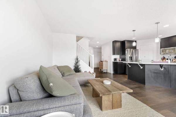 50 VANDERBILT CM, Spruce Grove, AB T7X 0S9