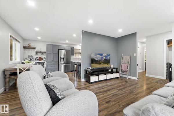 4702 50 AV, Beaumont, AB T4X 1H5