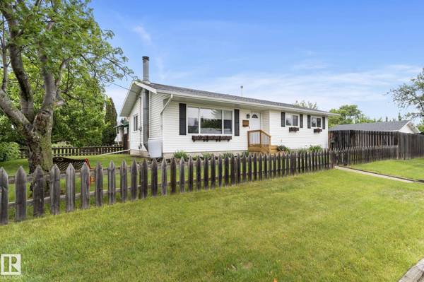 4702 50 AV, Beaumont, AB T4X 1H5