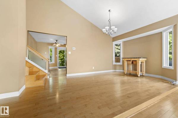 28 HARROLD PL, St. Albert, AB T8N 5P8