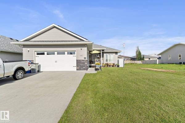4809 55 ST, Bruderheim, AB T0B 0S0