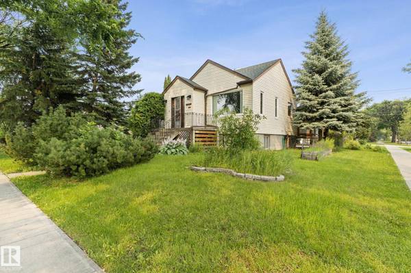 11903 125 ST NW, Edmonton, AB T5L 0S3