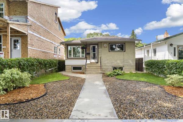 12030 56 ST NW, Edmonton, AB T5W 3T1
