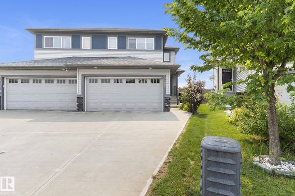 17308 49 ST NW, Edmonton, AB T5Y 3V9