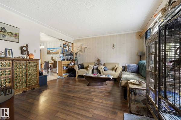 12908 & 12910 102 ST NW, Edmonton, AB T5E 4J3