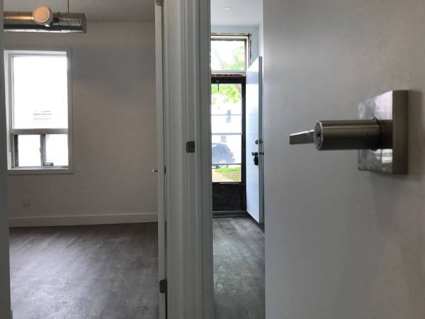 344 Bartlett AVE N #1, Toronto W02, ON M6H 3G7