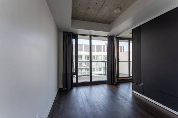 111 Bathurst ST #1515, Toronto C01, ON M5V 0M9