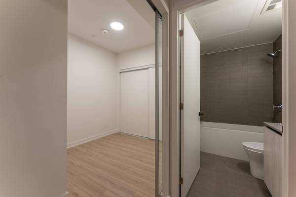 35 Parliament ST #406, Toronto C08, ON M5A 0Z5