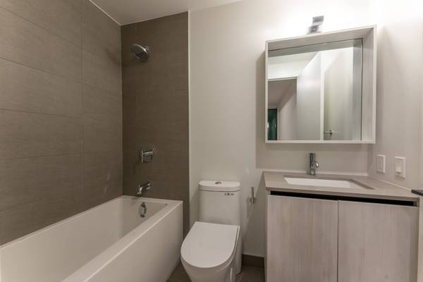 35 Parliament ST #406, Toronto C08, ON M5A 0Z5