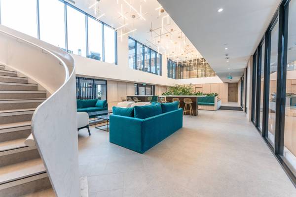 3079 Trafalgar RD #1511, Oakville, ON L6H 8C5