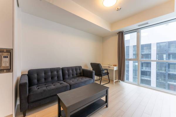 3079 Trafalgar RD #1511, Oakville, ON L6H 8C5