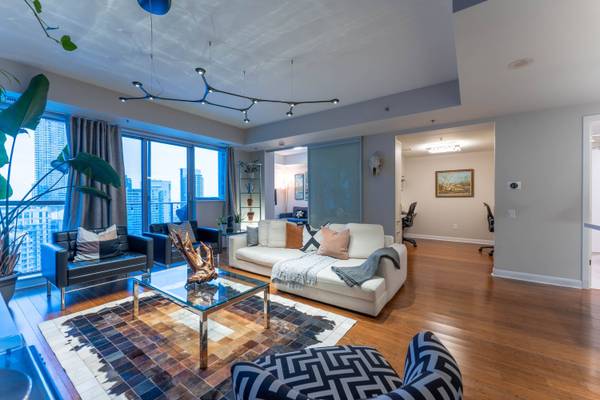 375 king ST W #2903, Toronto C01, ON M5V 1K5