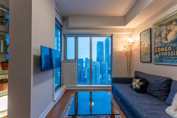 375 king ST W #2903, Toronto C01, ON M5V 1K5