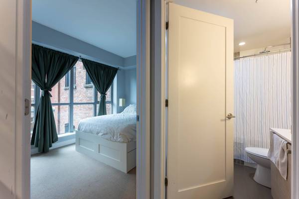 55 Front ST E #306, Toronto C08, ON M5E 0A7