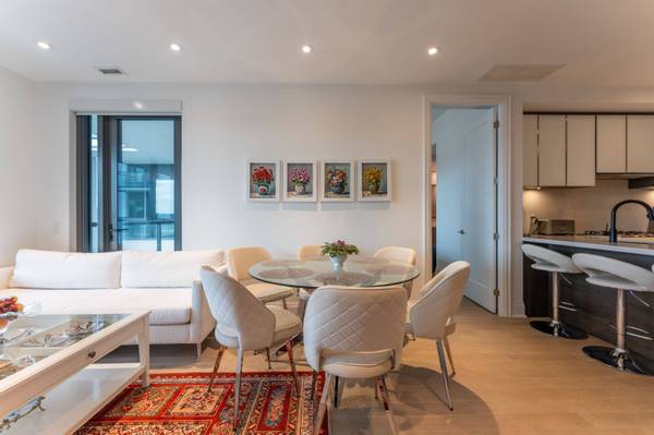 280 Howland AVE, Toronto C02, ON M5R 0C3