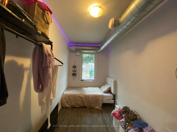 344 Bartlett AVE N #Room 3, Toronto W02, ON M6H 3G7