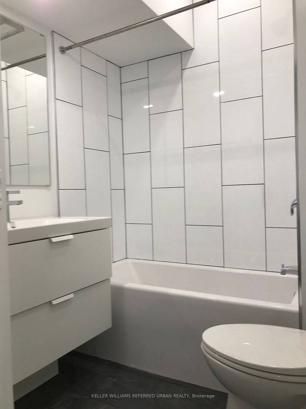 344 Bartlett AVE N #Room 3, Toronto W02, ON M6H 3G7