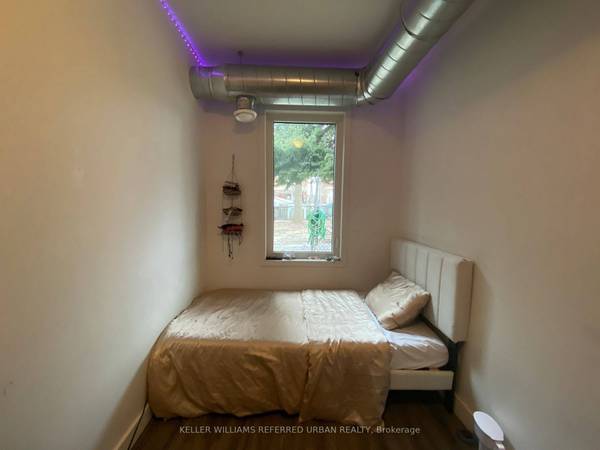 344 Bartlett AVE N #Room 3, Toronto W02, ON M6H 3G7