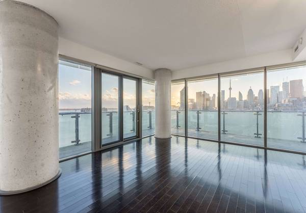 70 Distillery LN #1208, Toronto C08, ON M5A 0E3