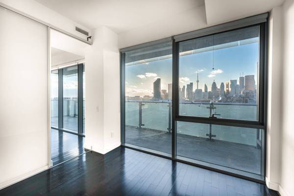 70 Distillery LN #1208, Toronto C08, ON M5A 0E3