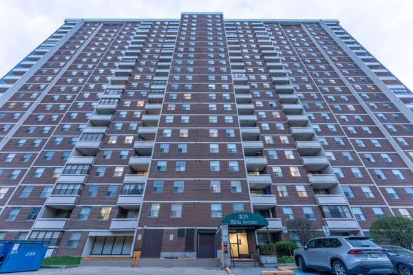 205 Hilda AVE #1812, Toronto C07, ON M2M 4B1