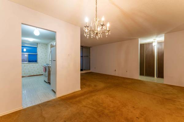 205 Hilda AVE #1812, Toronto C07, ON M2M 4B1