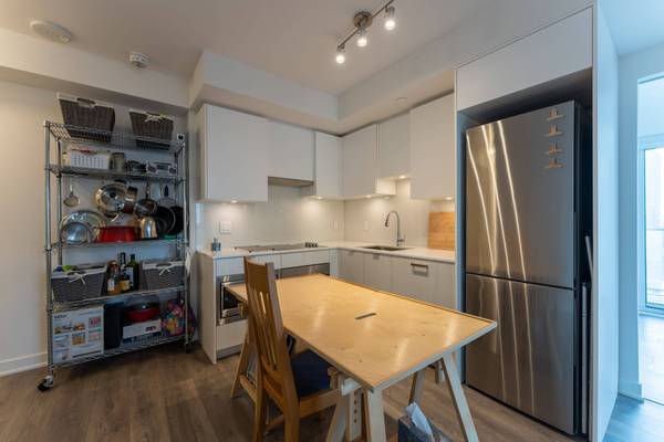 195 Redpath AVE #1012, Toronto C10, ON M4P 0E4