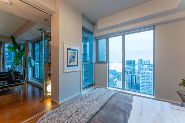 375 King ST W #2903, Toronto C01, ON M5V 1K5