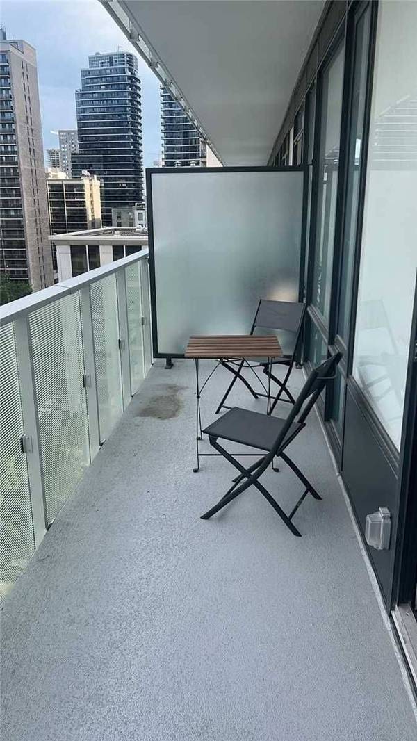 501 Yonge ST #805, Toronto C08, ON M4Y 0G8