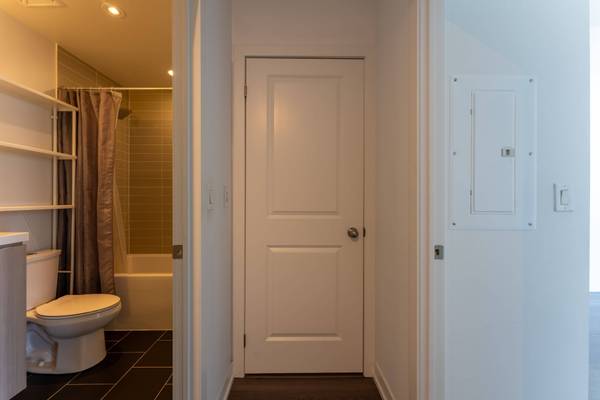 105 George ST #PH01, Toronto C08, ON M5A 0L4