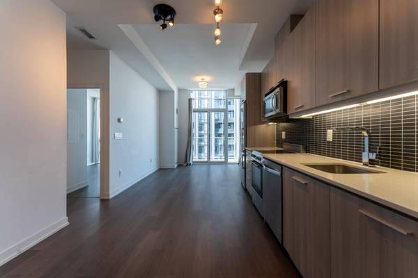 105 George ST #PH01, Toronto C08, ON M5A 0L4
