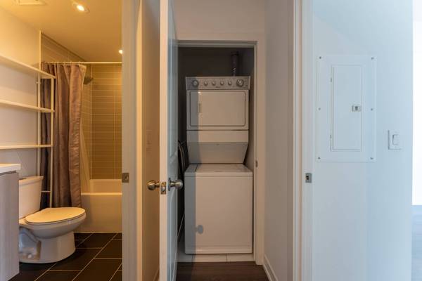 105 George ST #PH01, Toronto C08, ON M5A 0L4