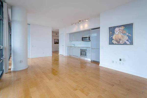 33 Charles ST E #3902, Toronto C08, ON M4Y 0A2