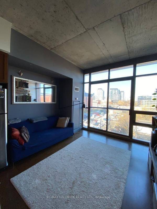 33 Mill ST #509, Toronto C08, ON M5A 3R3
